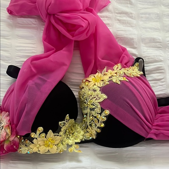 Pink & Black Costumes with Unique Design - never worn,  comp cancelled - Picture 3 of 4